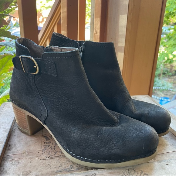 Dansko Black Heeled Ankle Boots Size 37 